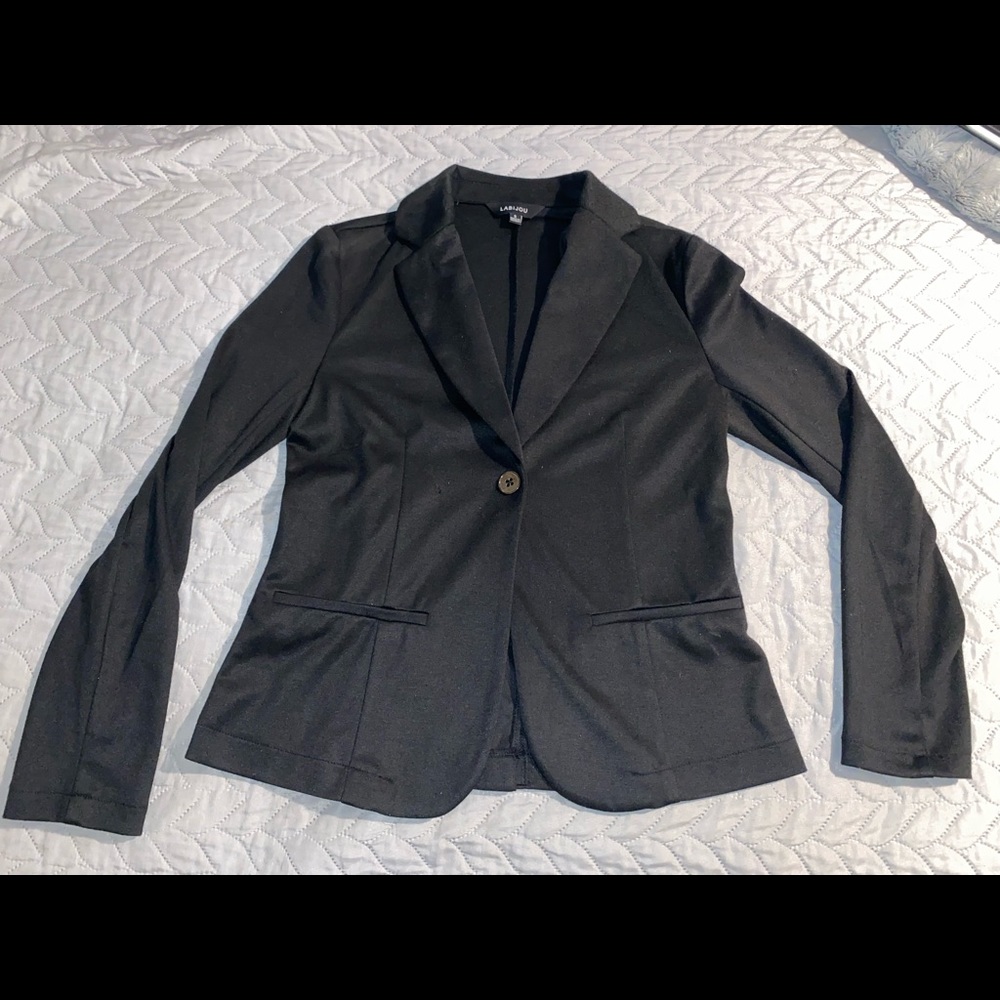 Black Woman’s Single Button Blazzer